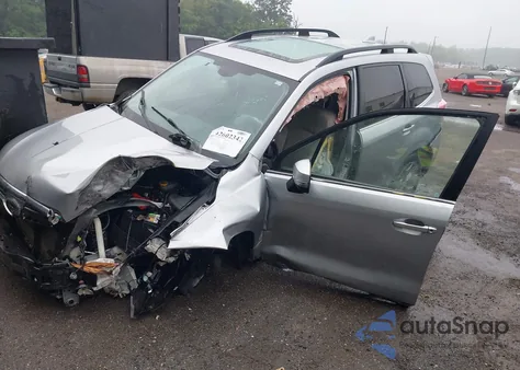 2016 Subaru Forester 2.5I Touring из США, поврежденный, VIN JF2SJAXC7GH437311